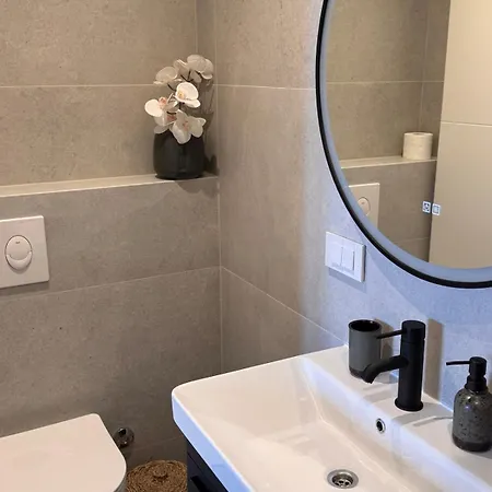 Salt&still - Timeless Tranquility With Sea View Apartamento Makarska